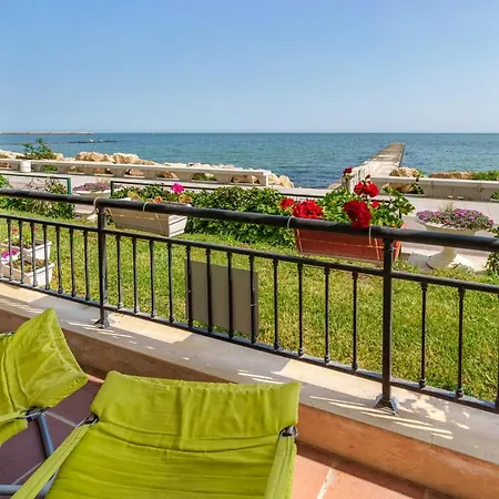 Apartment Poemia- Sea View, Free Parking, Complex Carpe Diem *