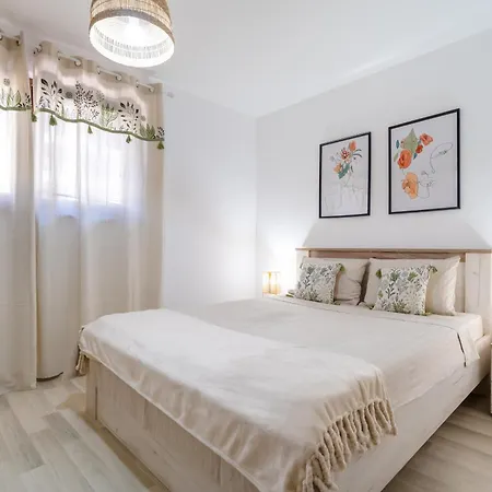 Poemia- Sea View, Free Parking, Complex Carpe Diem