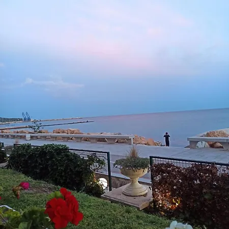 Poemia- Sea View, Free Parking, Complex Carpe Diem Apartment *