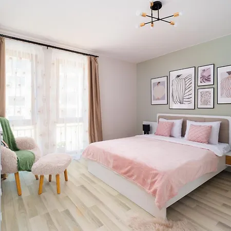 Apartment Poemia- Sea View, Free Parking, Complex Carpe Diem