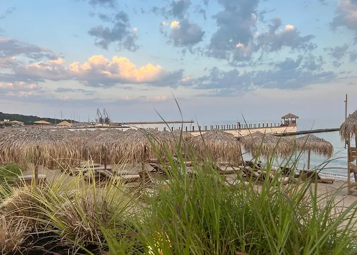 Poemia- Sea View, Free Parking, Complex Carpe Diem Apartamento Balchik