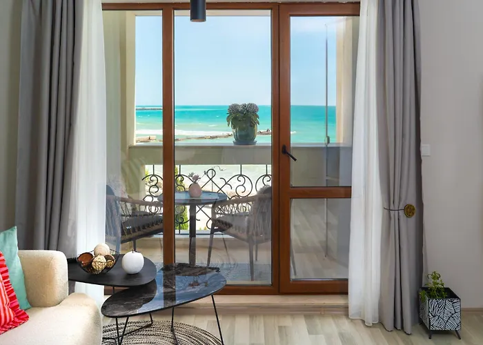 Poemia- Sea View, Free Parking, Complex Carpe Diem *